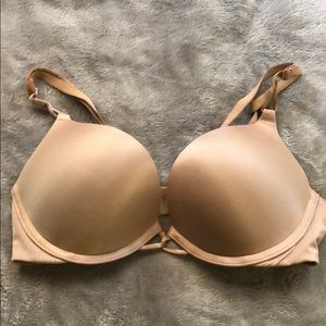 Victoria Secret bombshell bra